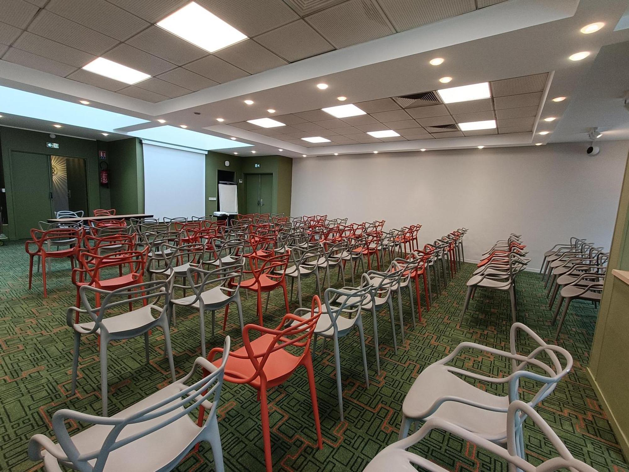 오텔 메르큐르 리지유노르망디 호텔 리지외 외부 사진